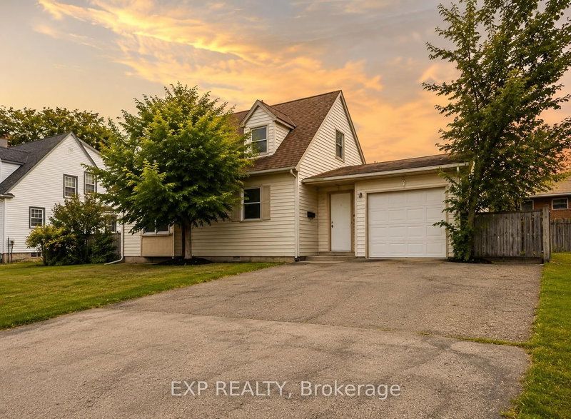 208 Thorold Road, Welland