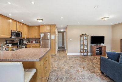 1294 8th Concession Road W • #22 • Hamilton, ON photo 8