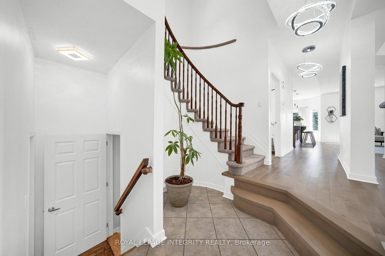 69 Goldridge Drive • Ottawa, ON photo 5