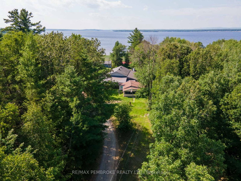 19B Moores Beach Road, Westmeath