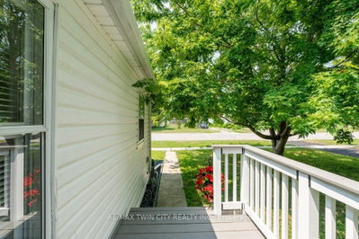 461 Selkirk Street • Chatham-Kent, ON photo 8