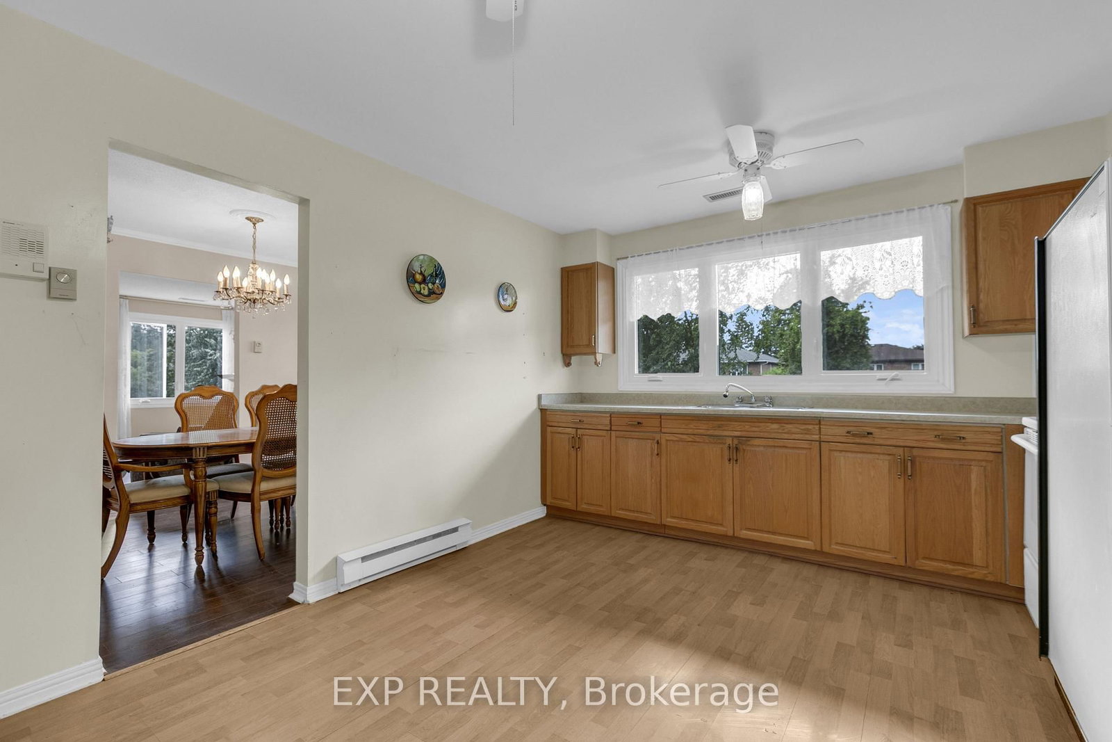 308 Stratas Court • #24 • Kanata, ON photo 8