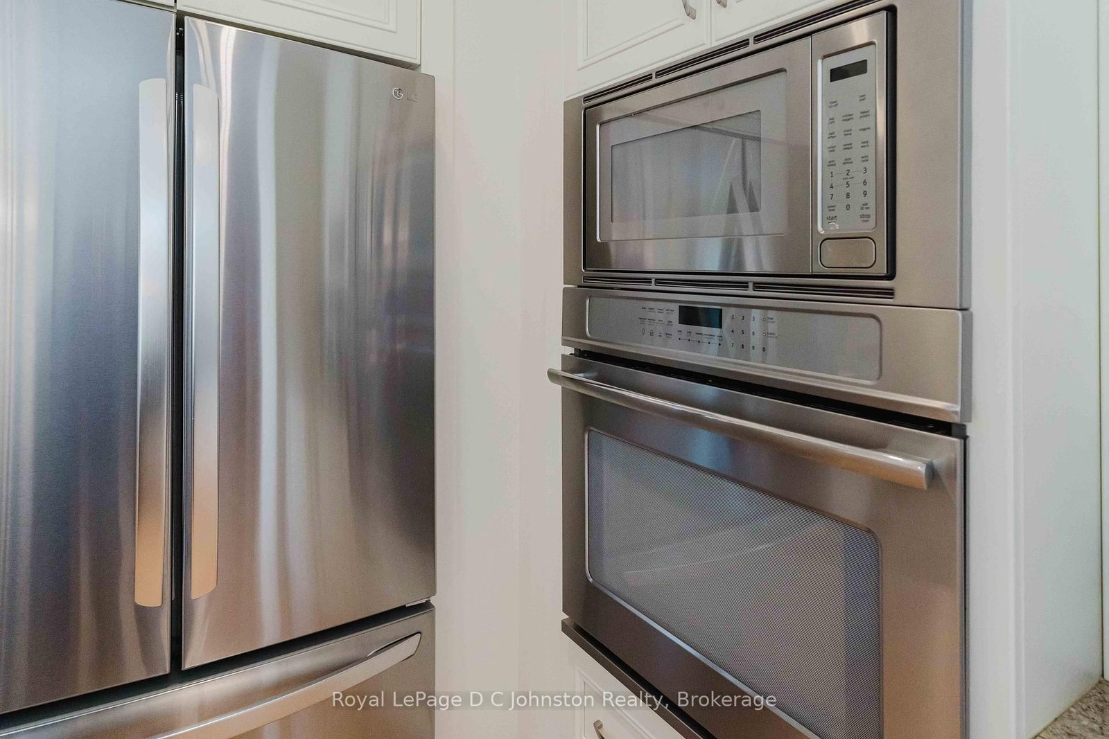 126 5th Avenue E • Owen Sound, ON photo 12