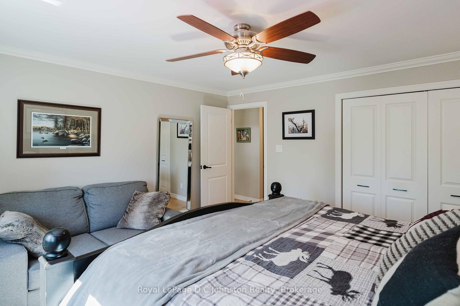 126 5th Avenue E • Owen Sound, ON photo 14