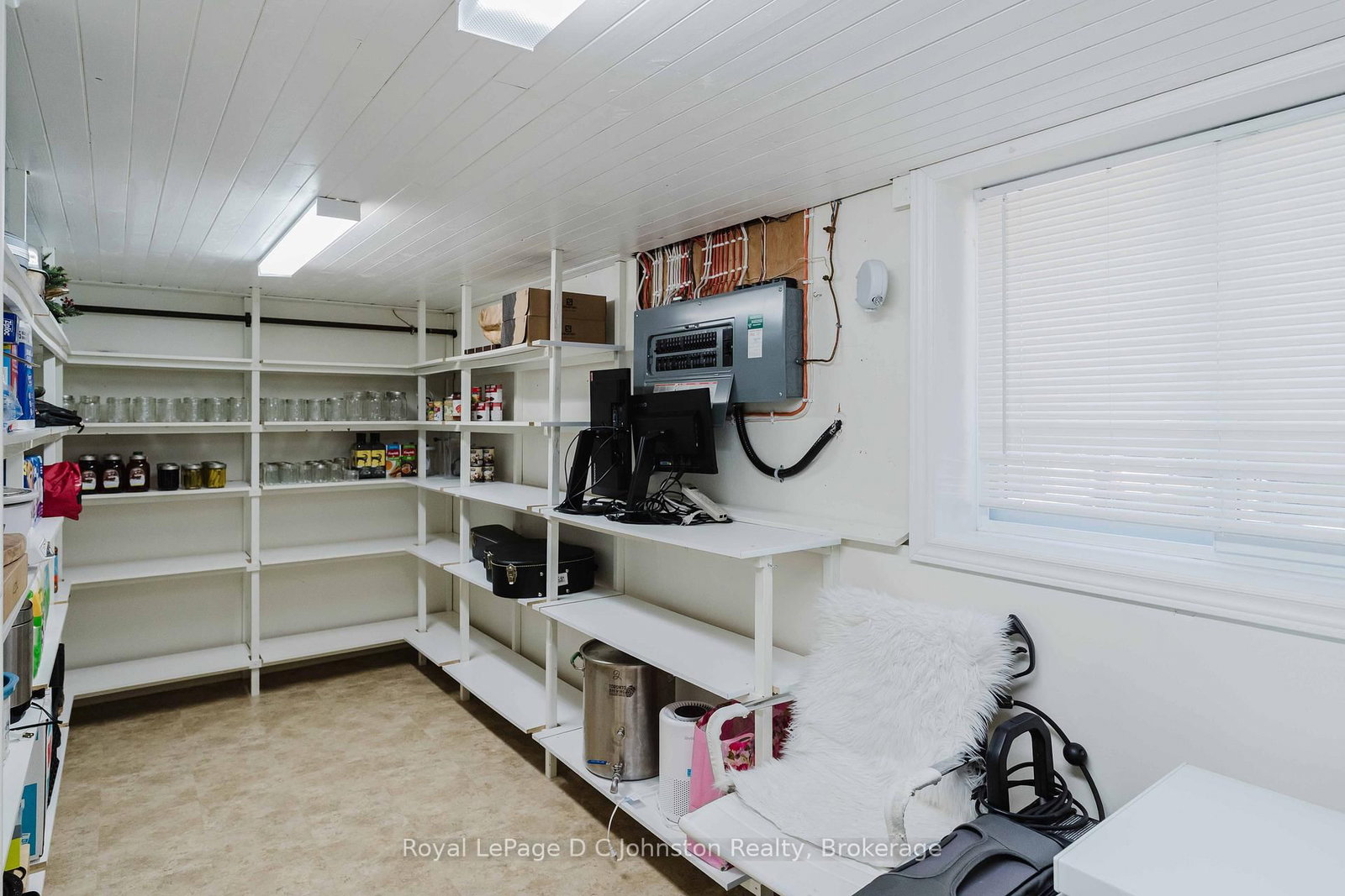 126 5th Avenue E • Owen Sound, ON photo 31
