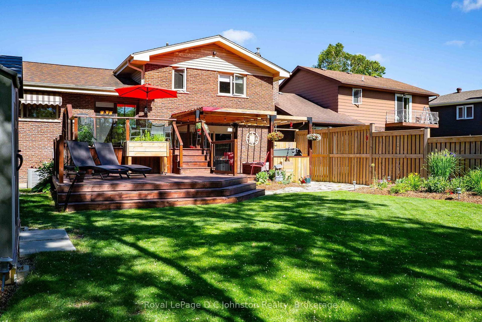 126 5th Avenue E • Owen Sound, ON photo 38