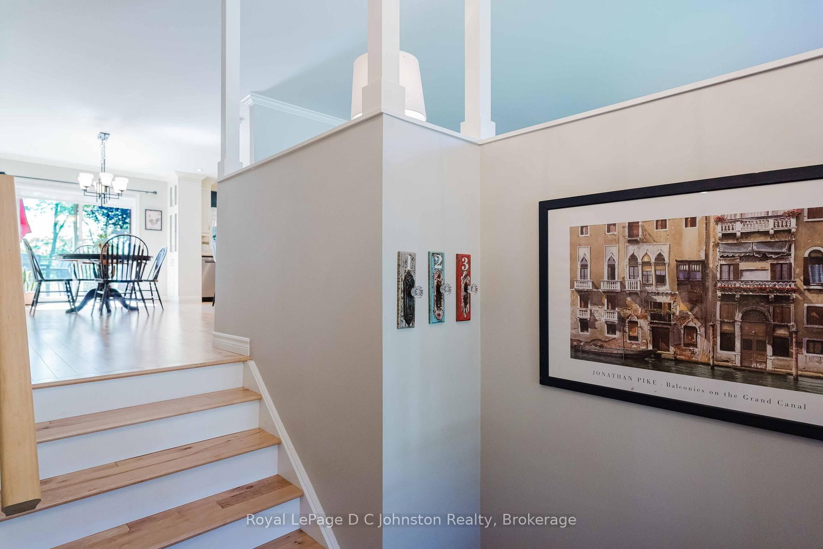 126 5th Avenue E • Owen Sound, ON photo 4