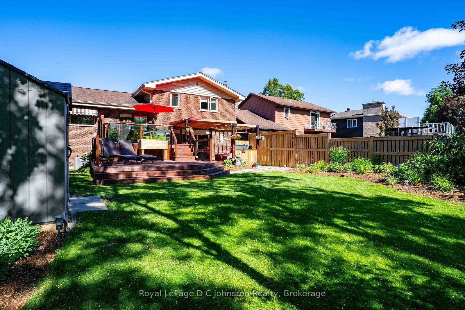 126 5th Avenue E • Owen Sound, ON photo 45