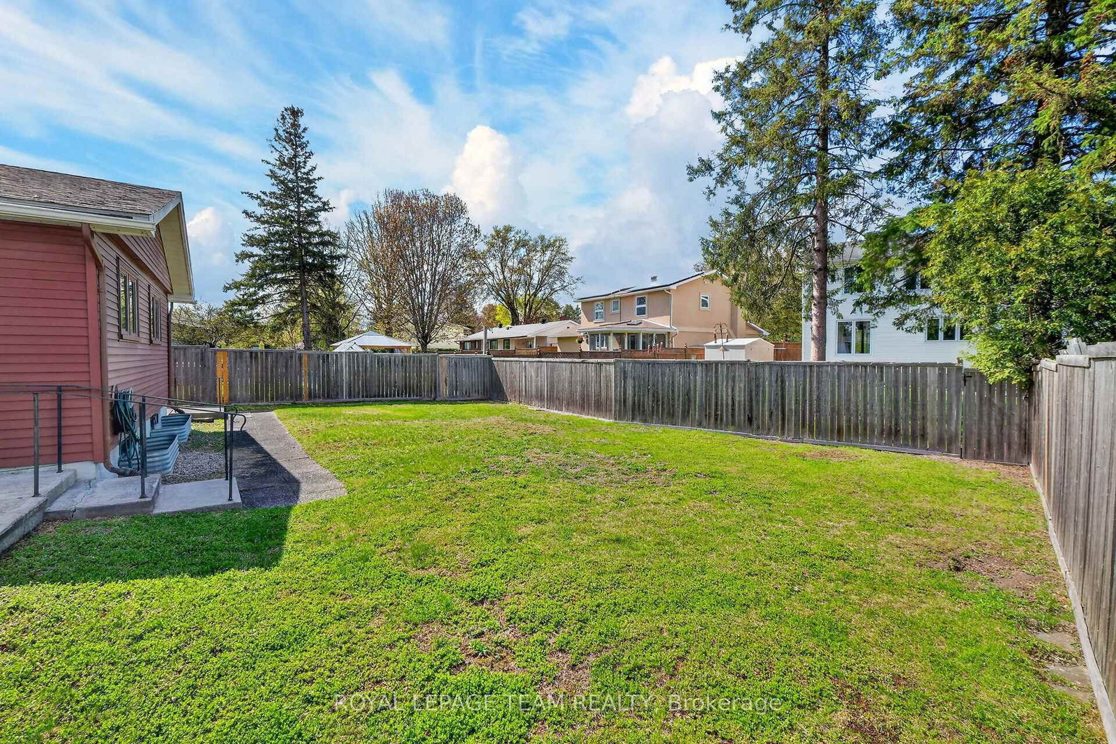 21 Lindhurst Crescent • Ottawa, ON photo 50