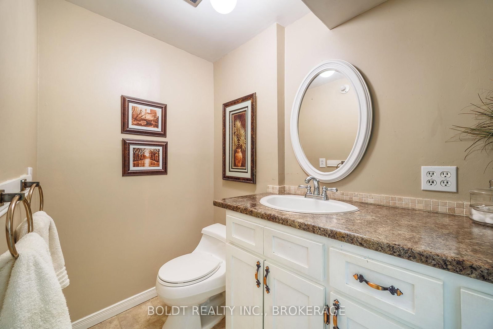 77 Elma Street • St. Catharines, ON photo 21