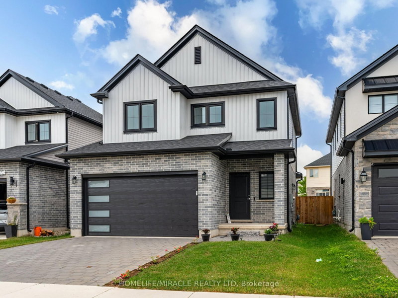 2206 Southport Crescent