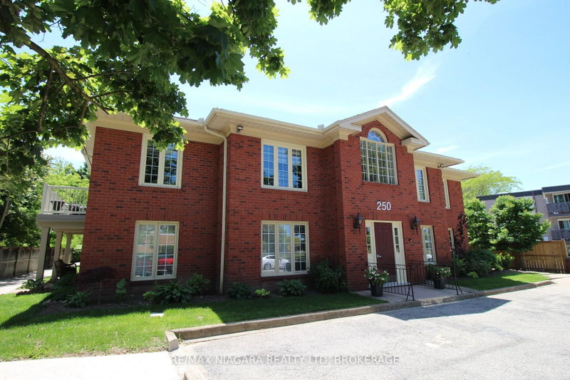 Unit 202 — 250 Linwell Road, St. Catharines