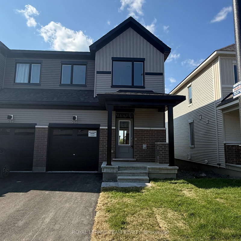 286 Les Emmerson Drive S, Barrhaven