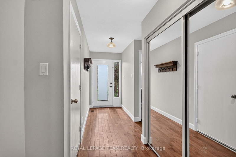 9 - 18 Chisholm Court