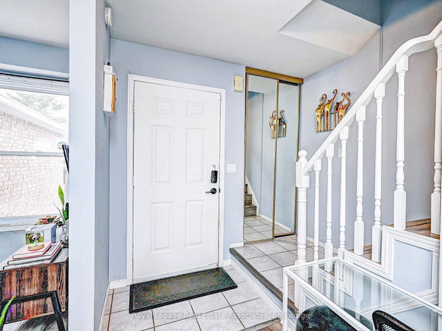 190 Nith River Way