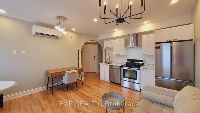 home for lease on 202-157 James Street