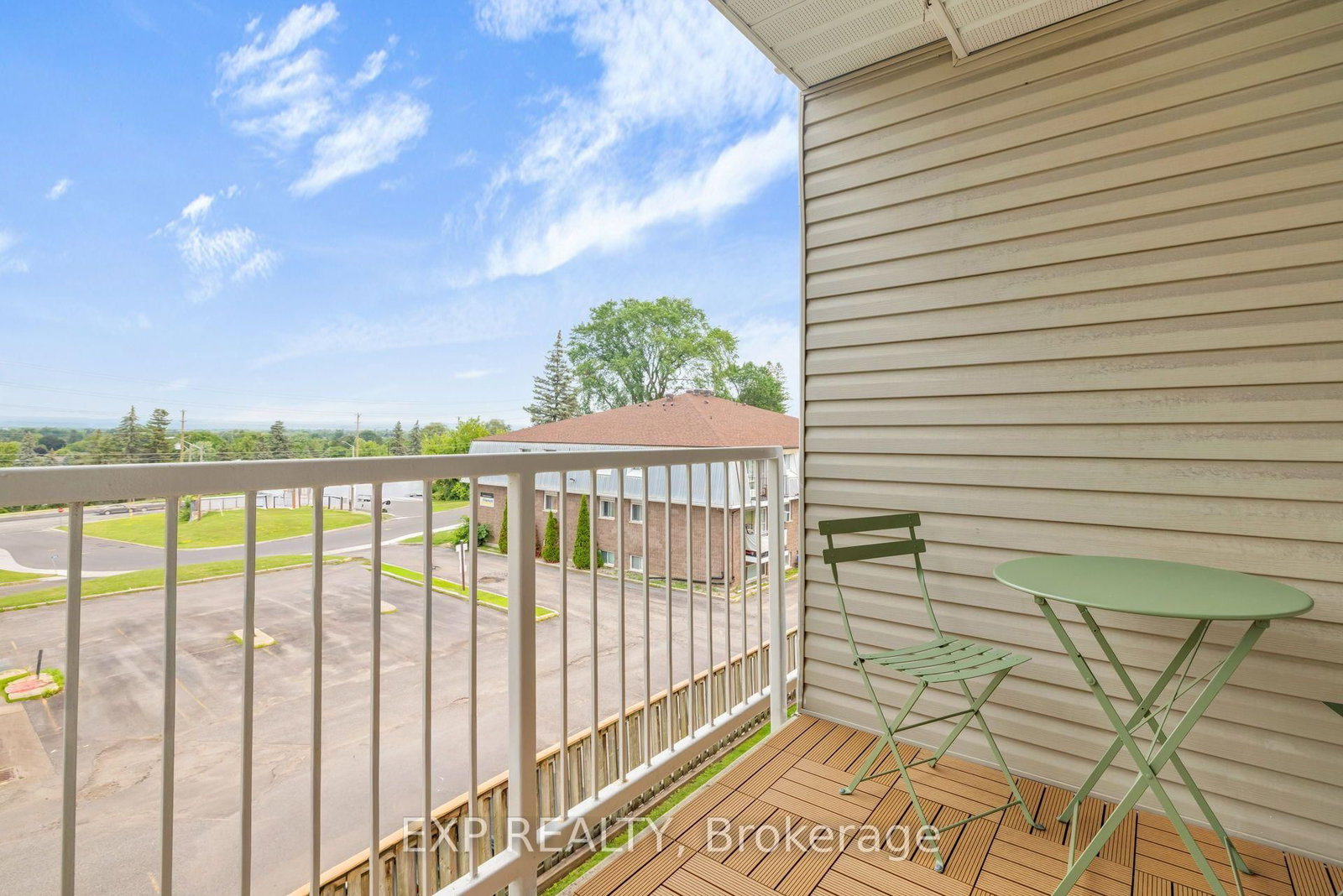 1400 WILDBERRY Court • #30 • Ottawa, ON photo 36