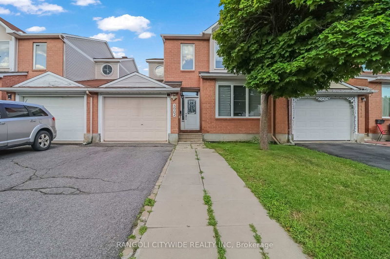 5962 Pineglade Crescent, Ottawa