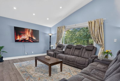 1385 Chartrand Avenue • Orleans, ON photo 5