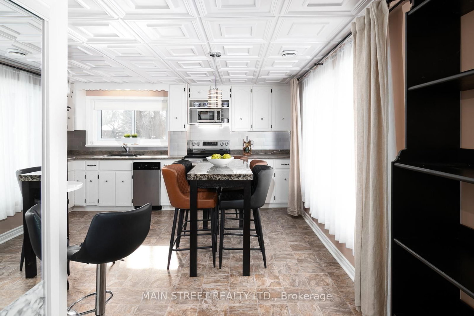 35 Peats Point Road • Prince Edward County, ON photo 9