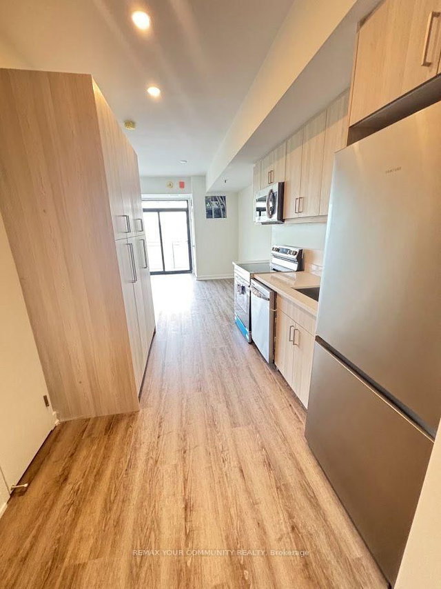 238 - 350 Prince Charles Drive