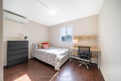 293-295 Glenridge Avenue • St. Catharines, ON photo 8