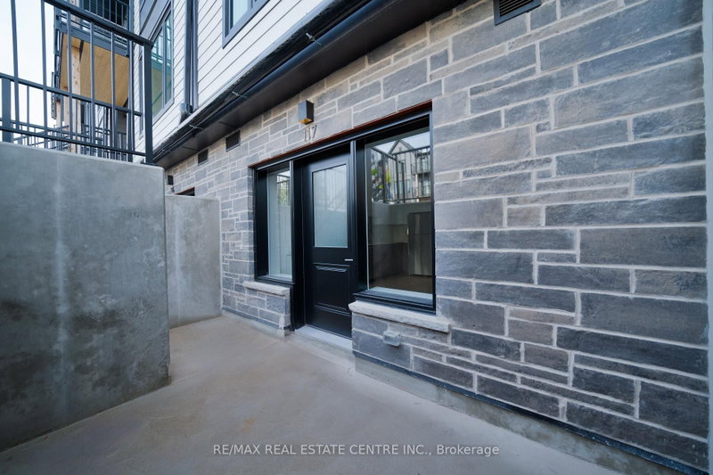 117 - 708 Woolwich Street