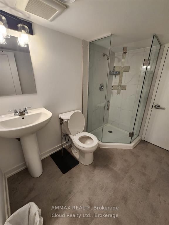 2 Marina Place, Welland 4