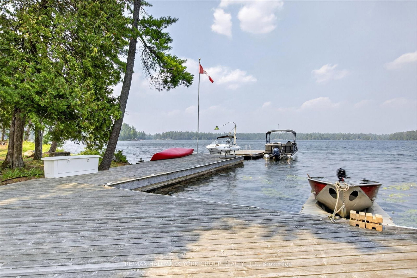 12 Eastland Island, Jack Lake • Havelock-Belmont-Methuen, ON photo 10