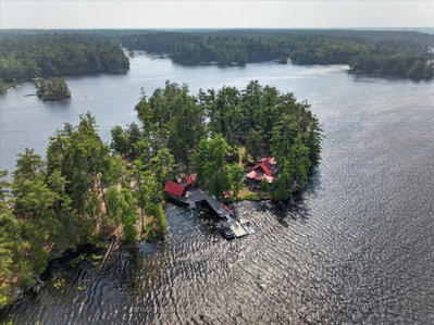 12 Eastland Island,  Jack Lake • Havelock-Belmont-Methuen, ON photo 6