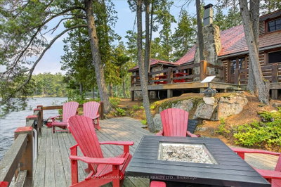 12 Eastland Island,  Jack Lake • Havelock-Belmont-Methuen, ON photo 8
