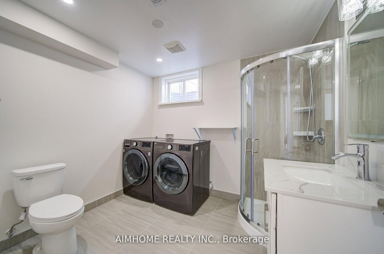 36 Grand River Avenue • Brantford, ON photo 44