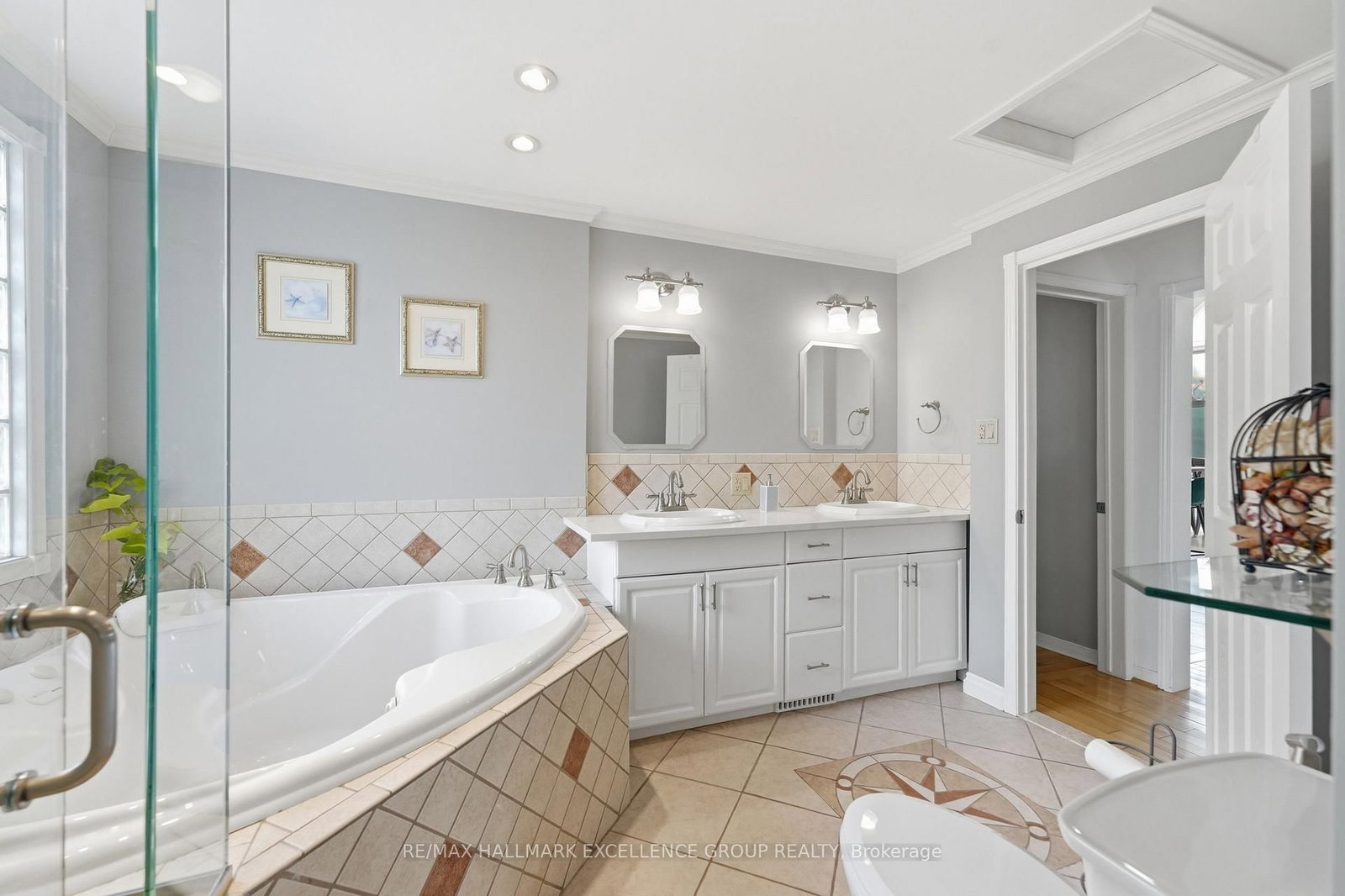 2985 Leo Lane • Orleans, ON photo 33