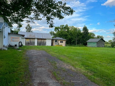 2051 BLACKCREEK Road • Ottawa, ON photo 4