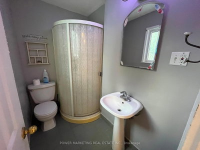 2051 BLACKCREEK Road • Ottawa, ON photo 8
