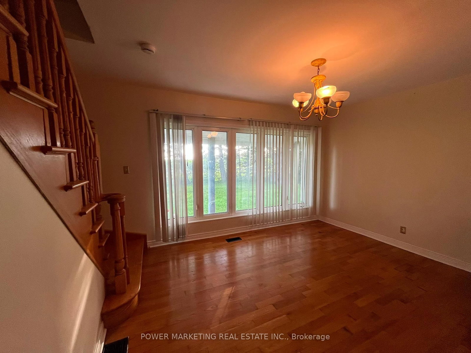 2051 BLACKCREEK Road • Ottawa, ON photo 20