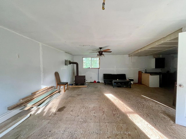 1106 Commanda Lake Road