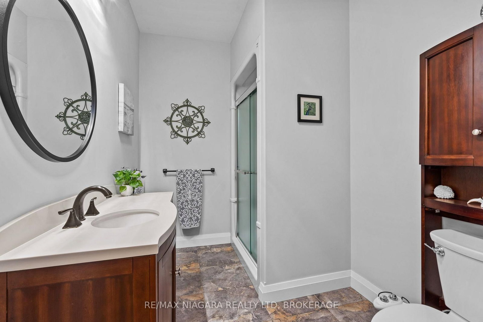 611 Sugarloaf Street • Port Colborne, ON photo 23