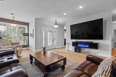611 Sugarloaf Street • Port Colborne, ON photo 9