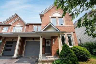 247 FELICIA Crescent — photo 2