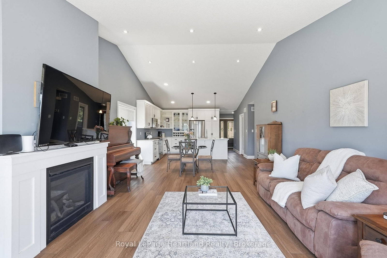 10 S Minto Street • Minto, ON photo 11