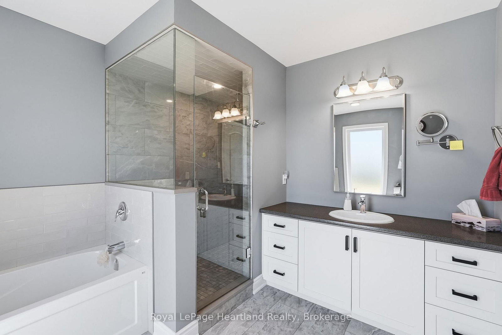 10 S Minto Street • Minto, ON photo 18