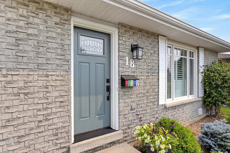 18 Madill Crescent