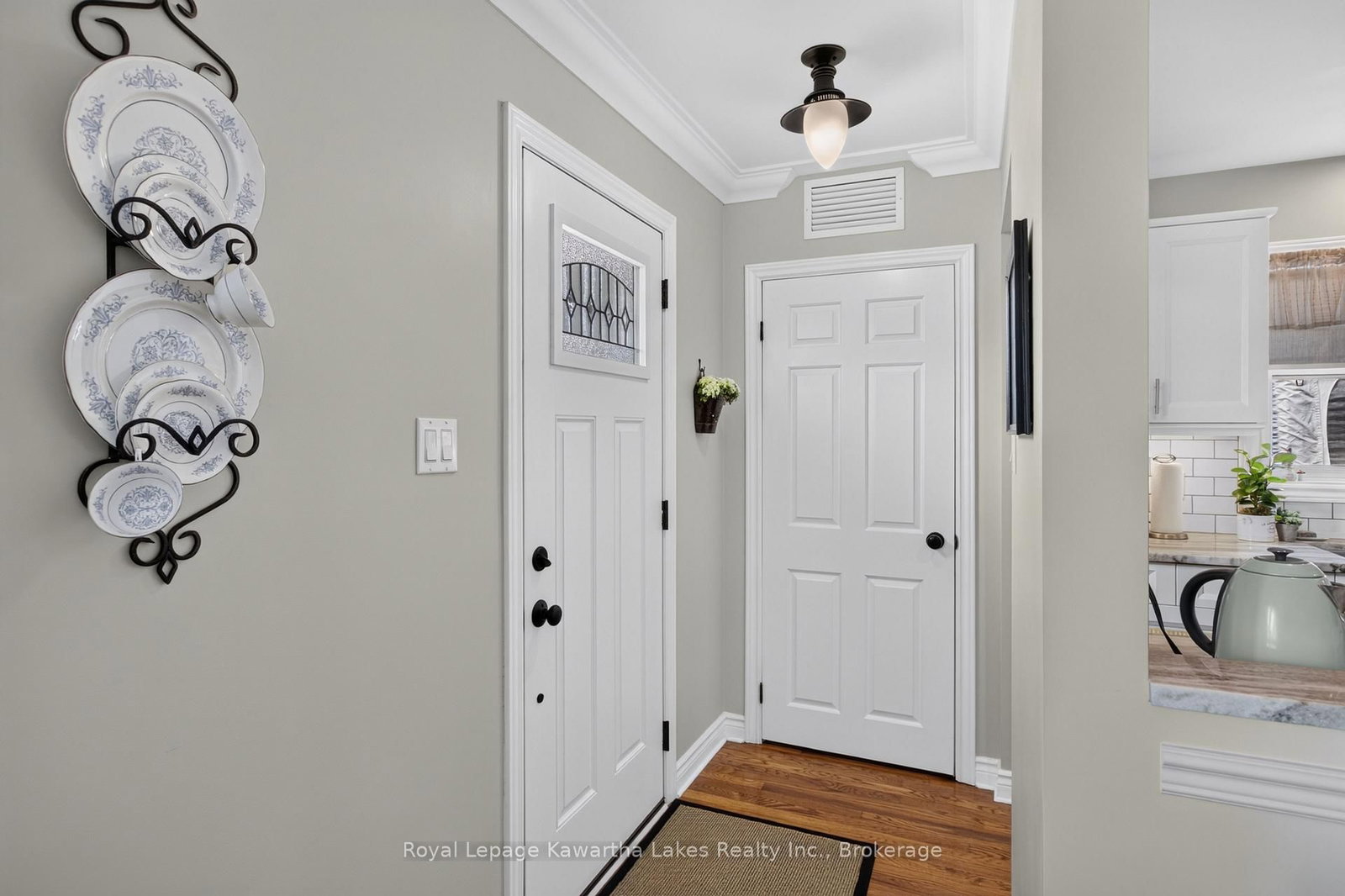 18 Madill Crescent • Kawartha Lakes, ON photo 4