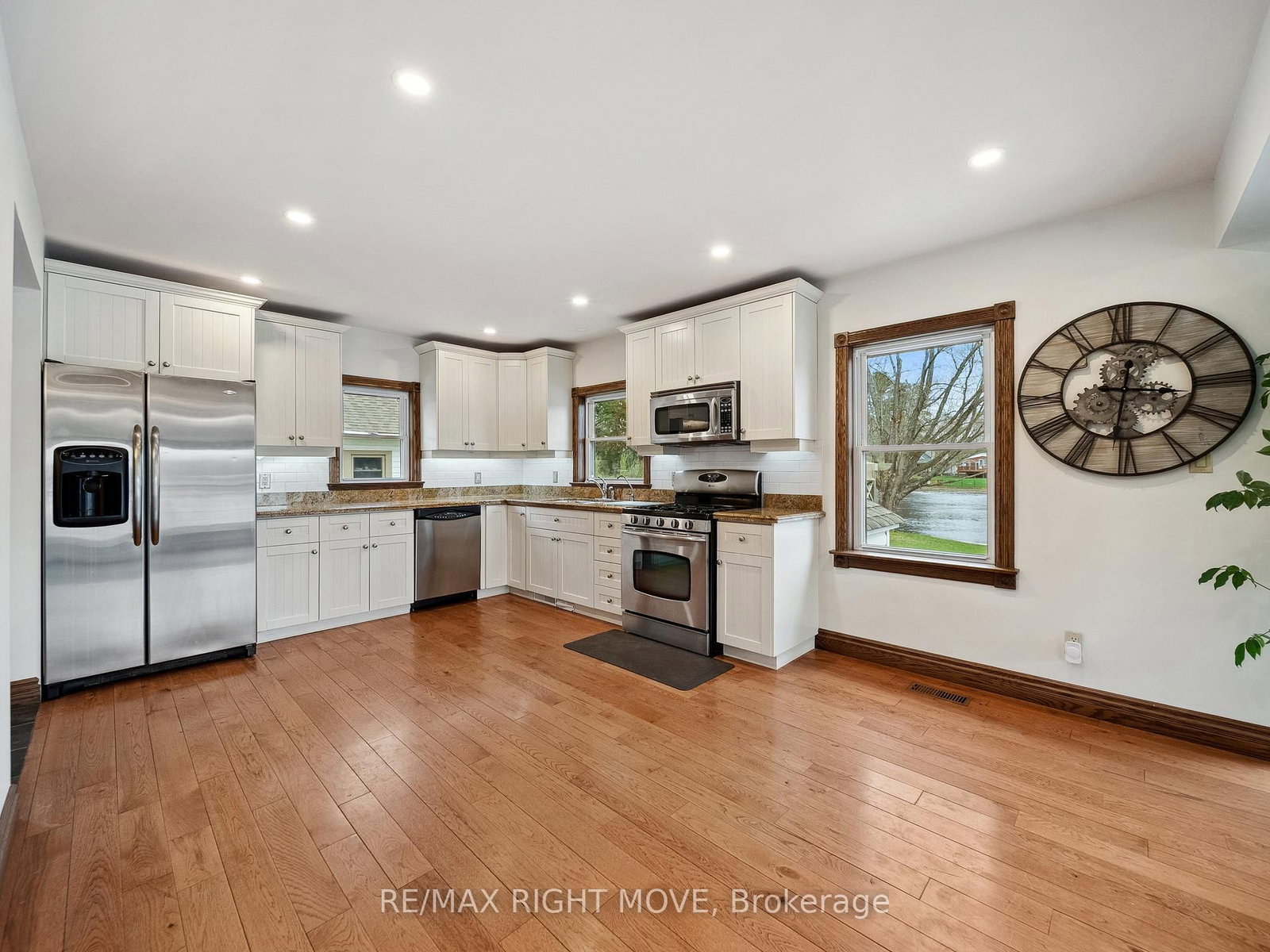1012 Cowbell Lane • Gravenhurst, ON photo 11