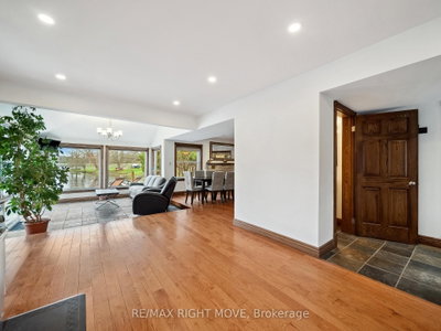 1012 Cowbell Lane • Gravenhurst, ON photo 9