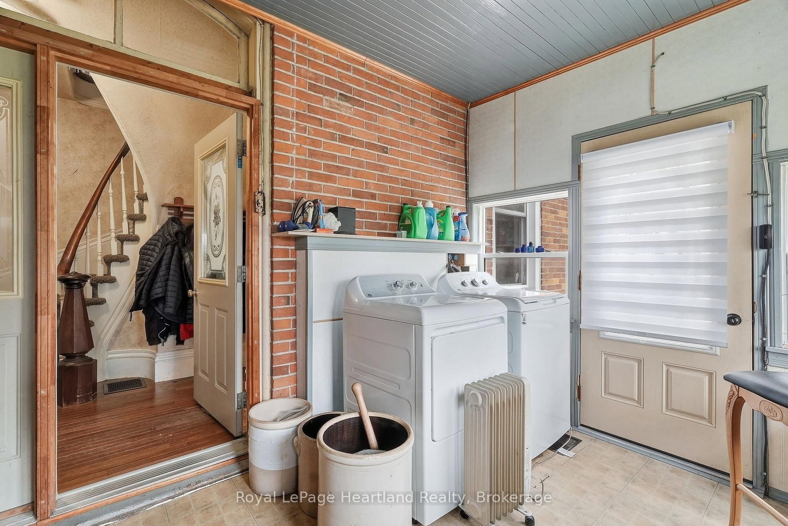 2037 Harriston Road • Howick, ON photo 29