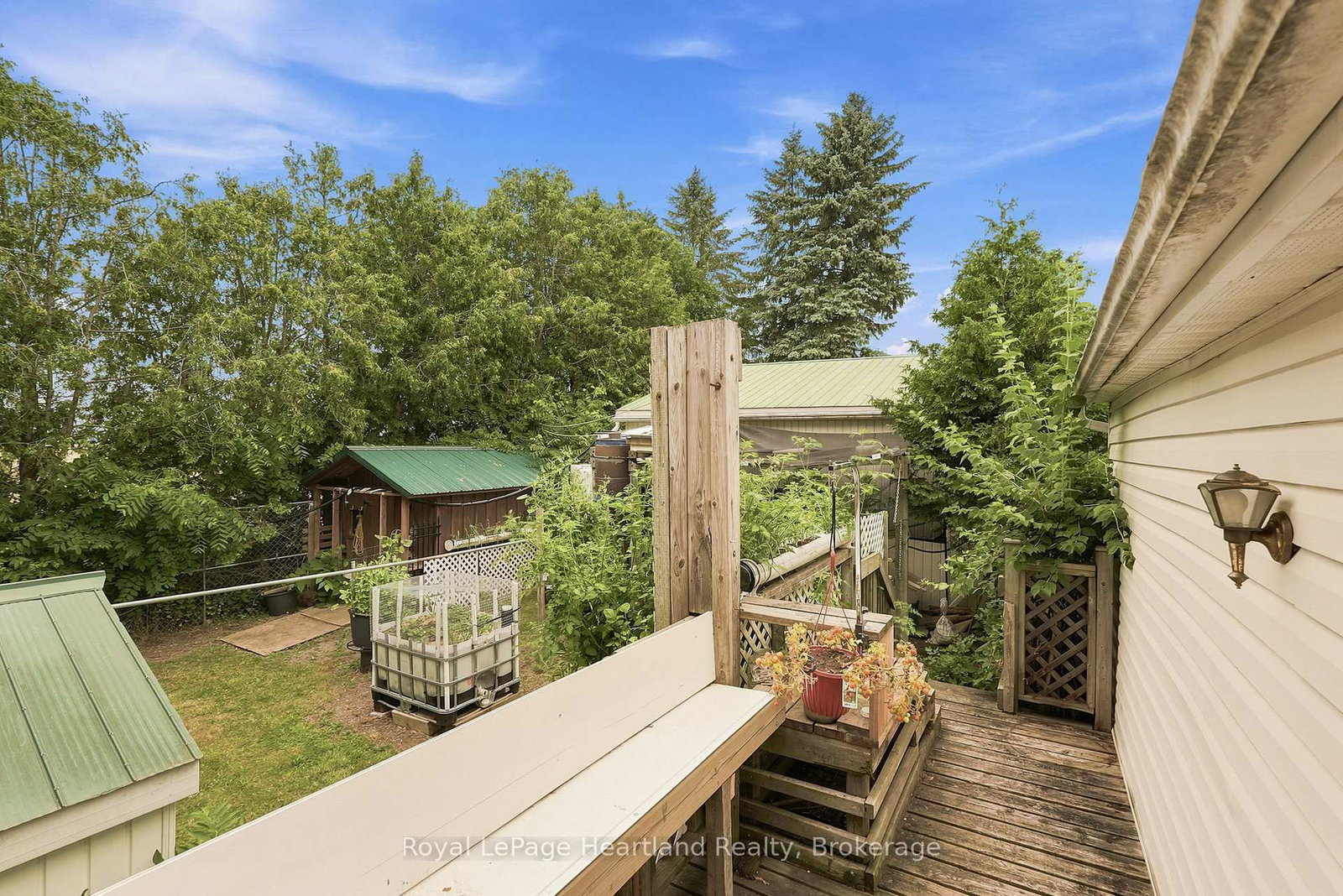 2037 Harriston Road • Howick, ON photo 35