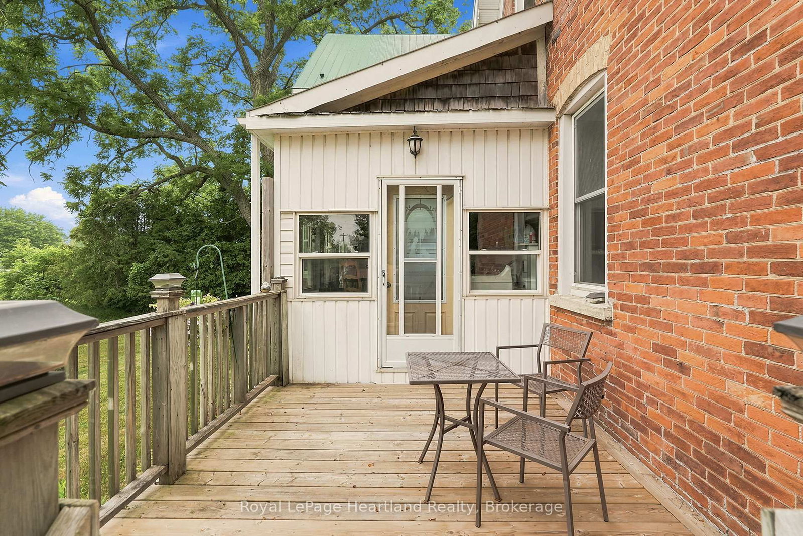 2037 Harriston Road • Howick, ON photo 46