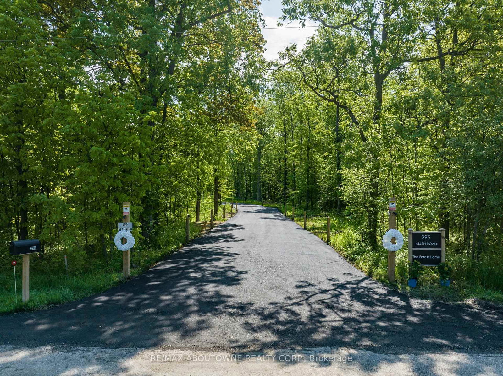 295 Allen Road • Grimsby, ON photo 32